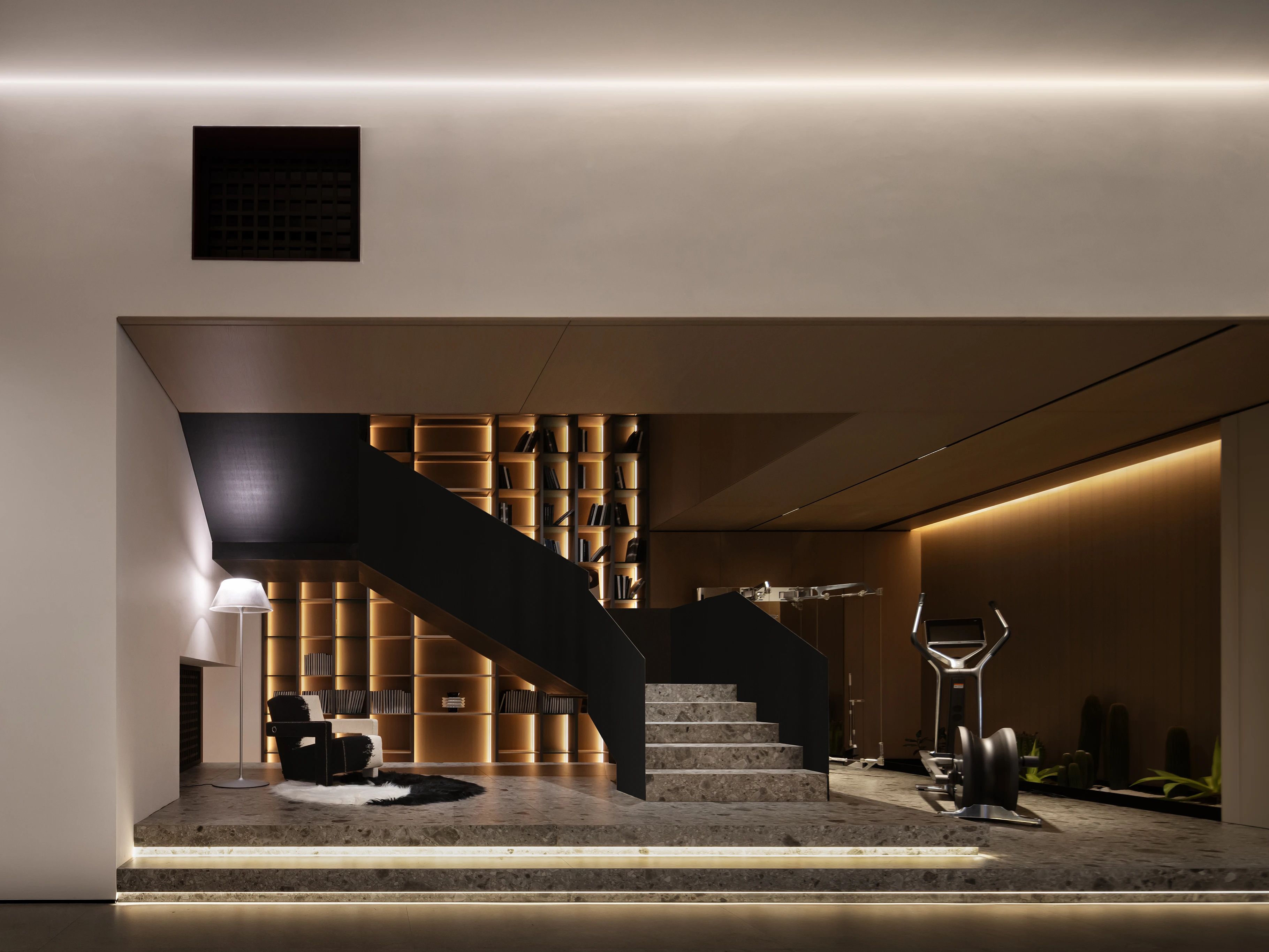 Royana x Cassina 西安旗舰店