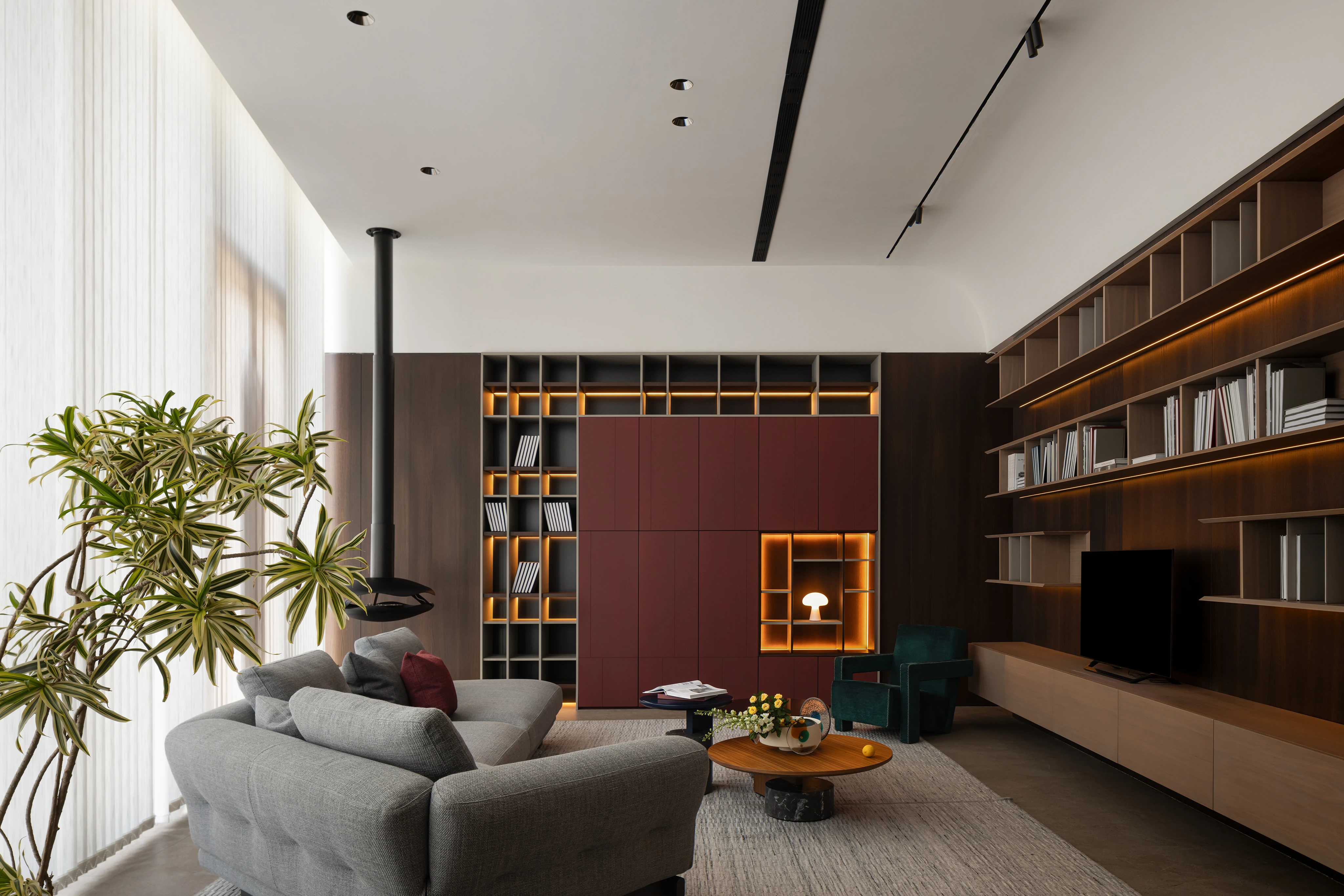 Royana x Cassina 西安旗舰店